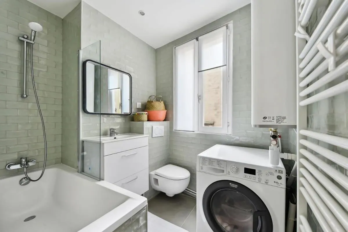 Apartment Montmartre & Abbesses - 2Br - Cityapartmentstay Paris