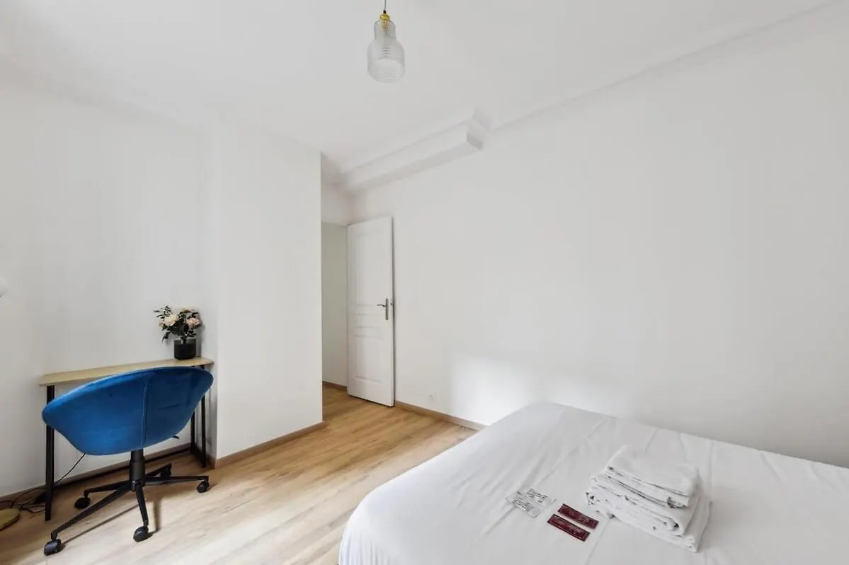 Montmartre & Abbesses - 2Br - Cityapartmentstay Paris 0*,