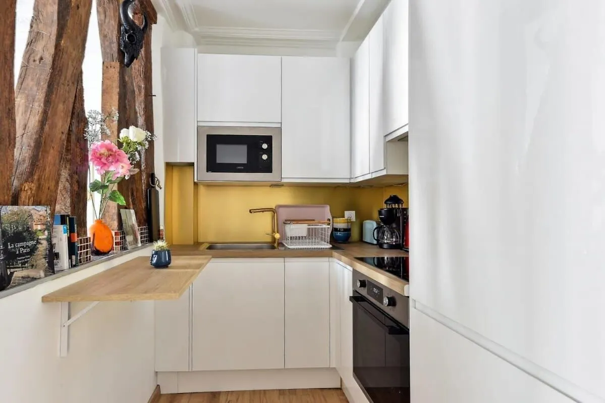 Apartment Montmartre & Abbesses - 2Br - Cityapartmentstay Paris