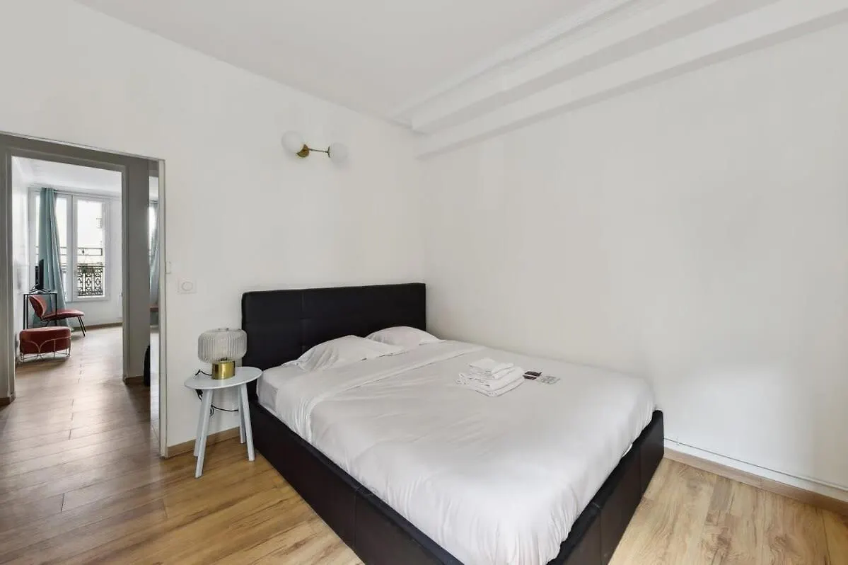 Apartment Montmartre & Abbesses - 2Br - Cityapartmentstay Paris France