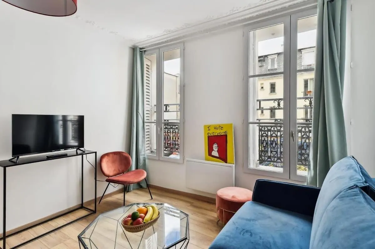Montmartre & Abbesses - 2Br - Cityapartmentstay Paris